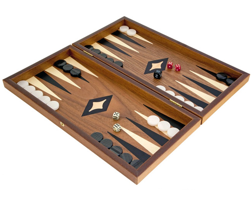 Manopoulos Compact Walnut and Maple Backgammon Set
