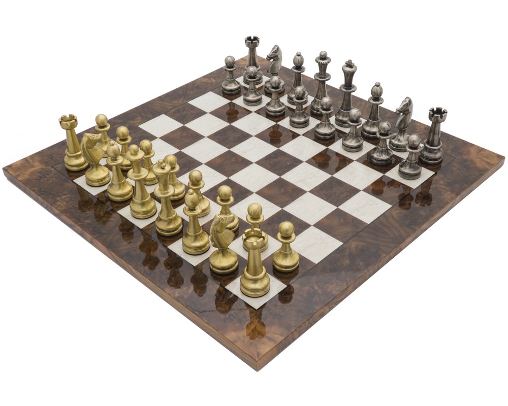 The Vicenza Dark Walnut Luxury Chess Set